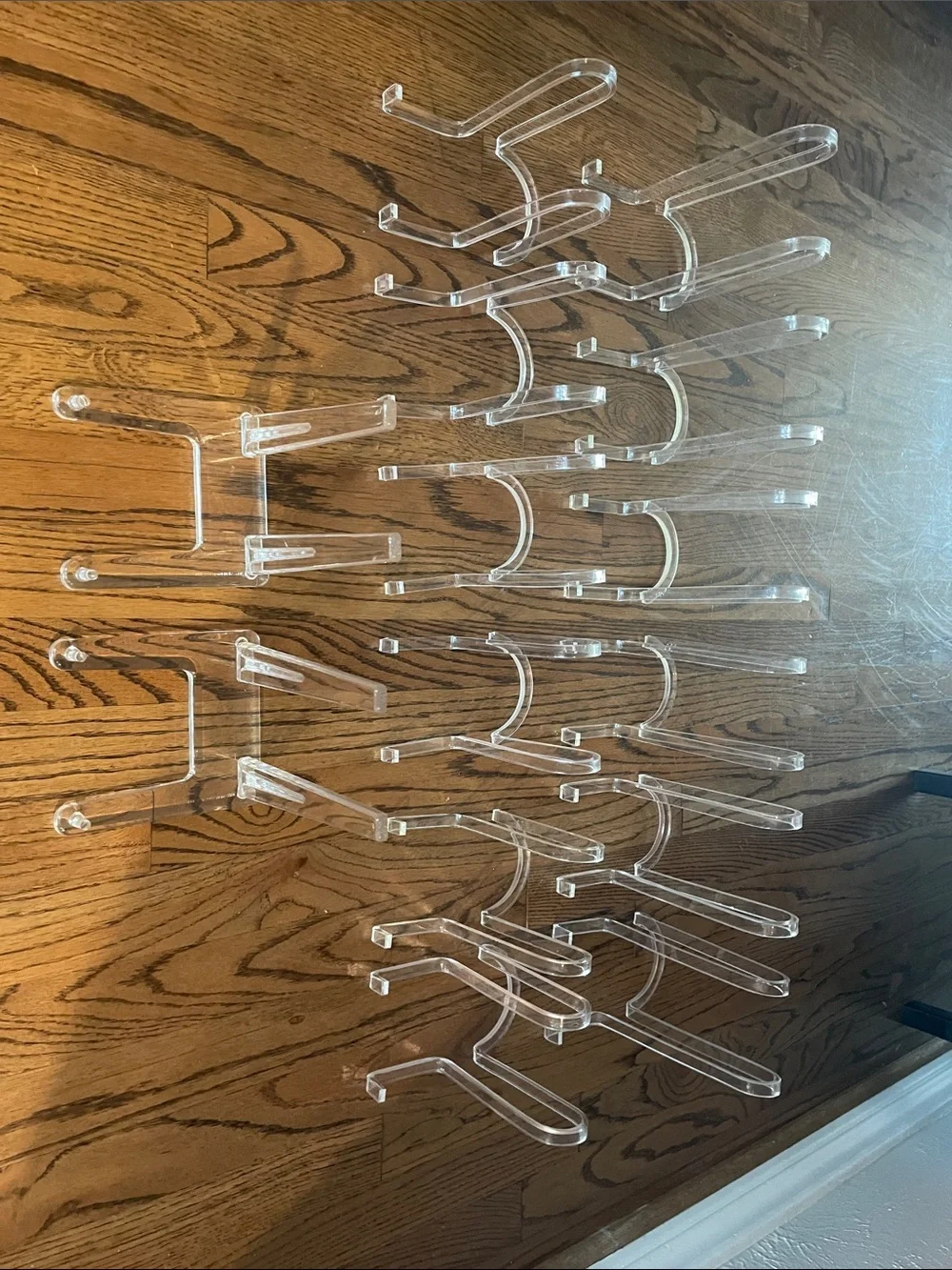 Clear Acrylic Easels for Party, Wedding, Banquet, Graduation events.